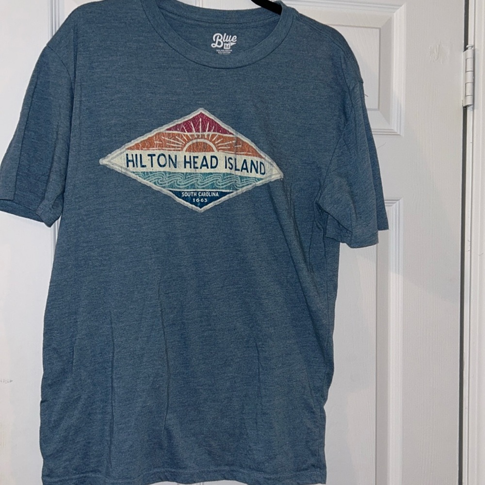 Hilton Head Island tee size medium